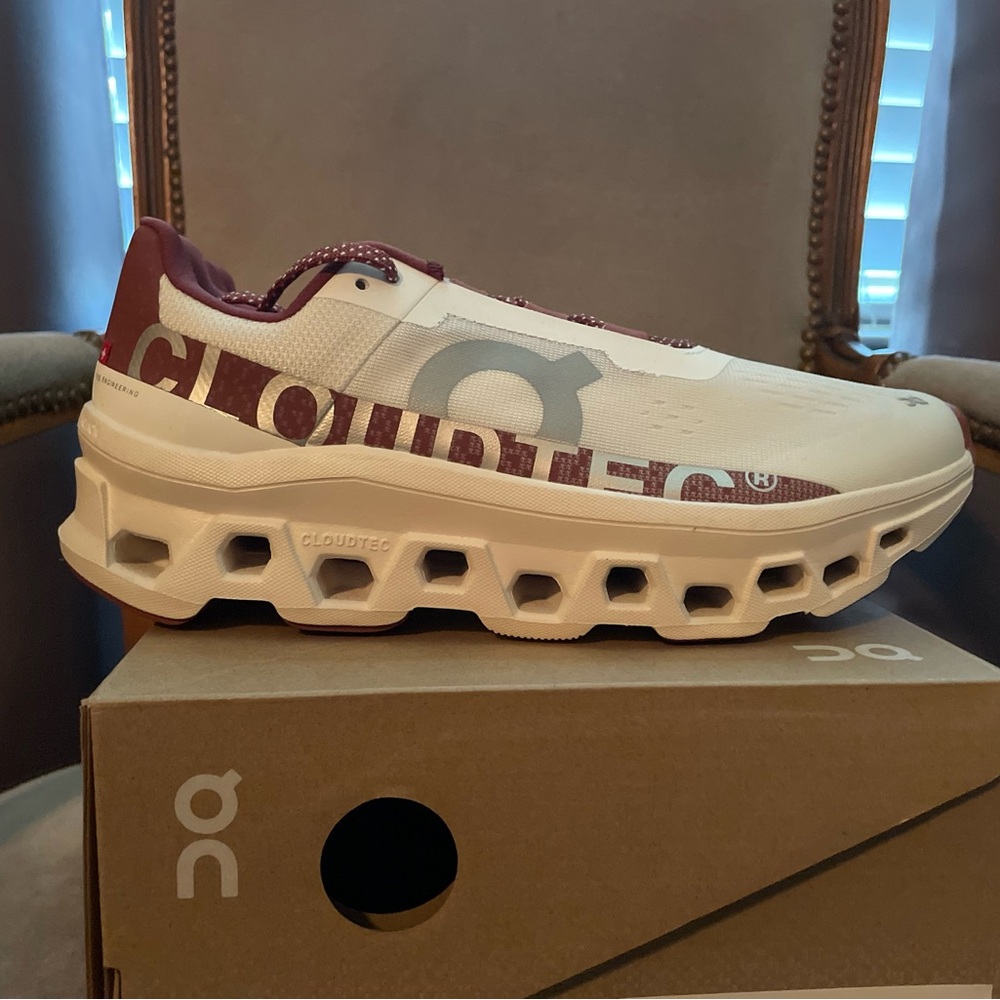 On Cloud Cloudmonster White/Red Women’s Running Shoe Size 10